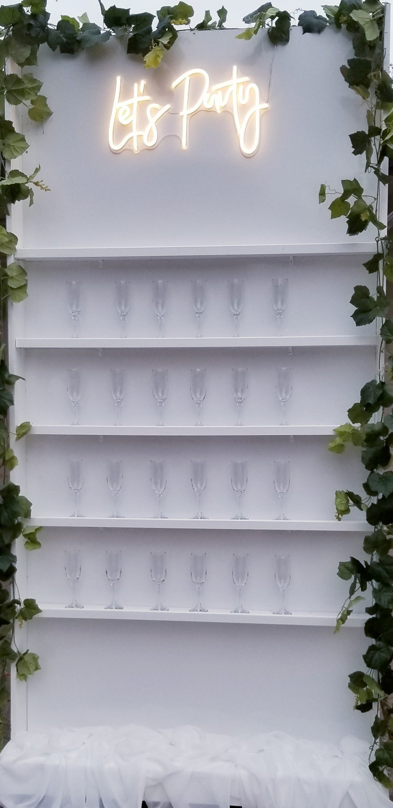 Champagne/Dessert Wall